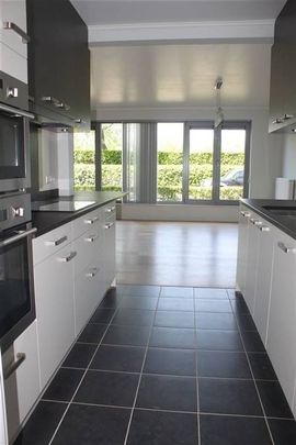 Appartement te huur - Foto 1