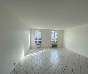 Location Appartement 1 pièce 31m² - Photo 1