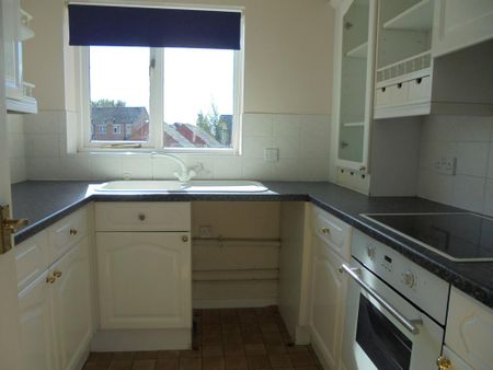 1 bedroom flat to rent - Photo 4