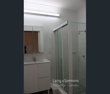 Large Family Home - Photo 6