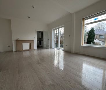 3 Bed Flat, Gladsmuir Road, G52 - Photo 1