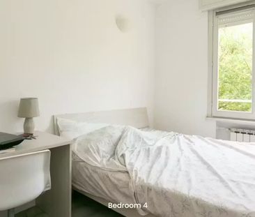 Via Francesco Caracciolo, Milan, Lombardy 20155 - Foto 1