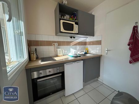 Location Appartement 2 pièces 54m² LAVAL 53000 - Photo 4
