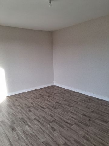 Location - Appartement T4 - 79 m² - Saint-Vit - Photo 5