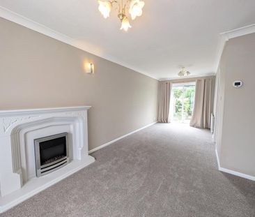 3 bedroom semi-detached house to rent - Photo 2