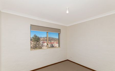Top Floor 2 Bedroom Apartment in Bonython - Photo 2