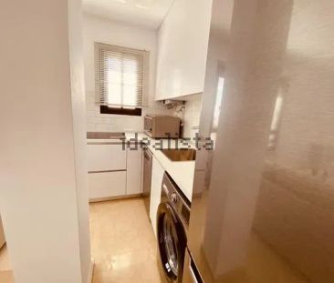 Alquiler de piso en Puerto de Estepona - Photo 1