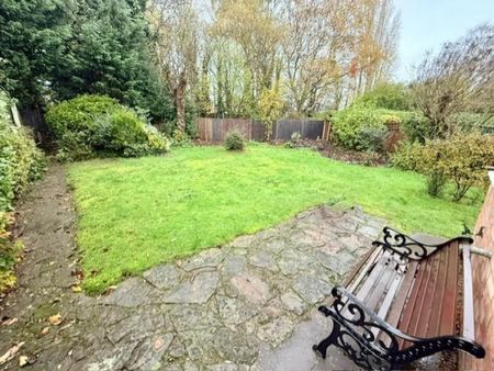 3 bedroom House To Let - Photo 2