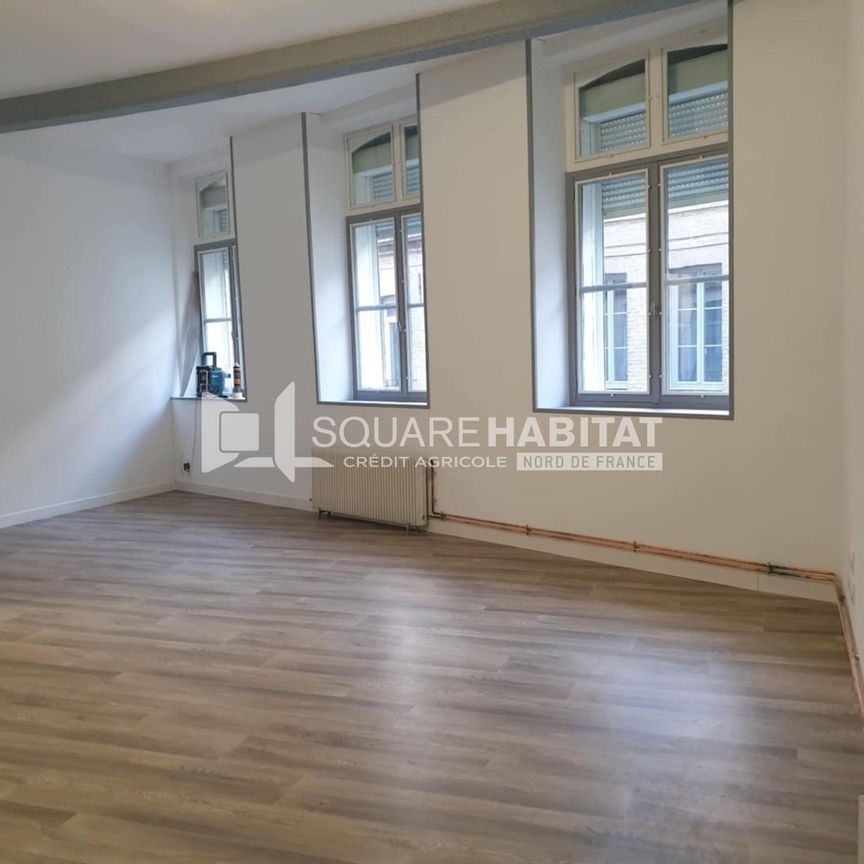 Location Appartement 4 pièces 109m² ST OMER 62500 - Photo 1