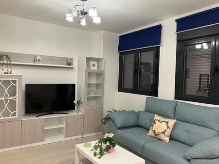 Alquiler de piso en Calle Gran Cardenal, 3 - Photo 5