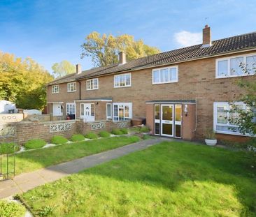 3 bedroom terraced house to rent - Photo 5