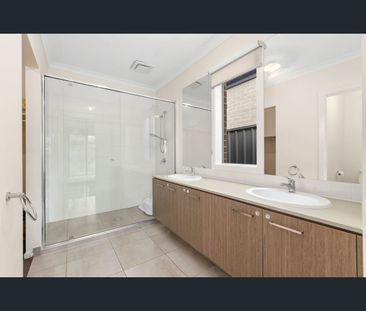 32 Wilandra Way, Clyde, Vic 3978 - Photo 5