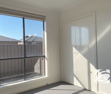 EVERGREEN ESTATE CLYDE - Photo 3