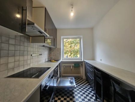 Helle, gut geschnittene Dreizimmerwohnung mit Südbalkon in Giesing, nähe Candidplatz U1 - Foto 4