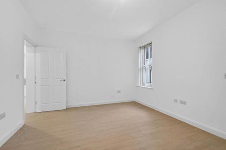 Apt 2, 51 53bridge Street, Lisburn, BT28 1XZ - Photo 2