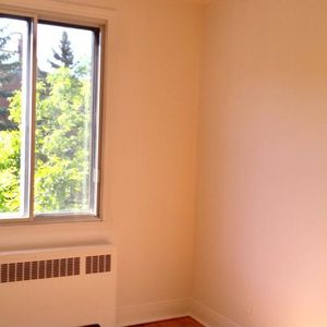 4 1/2 Cote des Neiges chauffé/heated - Photo 2