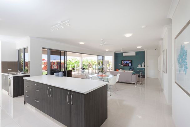 AWARD WINNING FAMILY HOME WITH A POOL IN SOUGHT AFTER LOCATION! - Photo 1