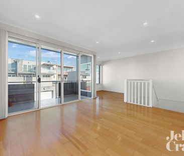 5B Maireana Street, Maribyrnong - Photo 2