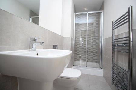 2 bedroom apartment to rent - Photo 4