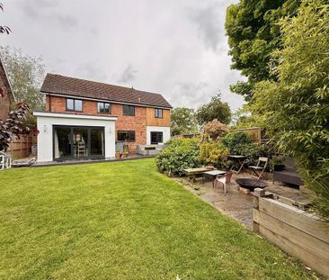 5 bedroom detached house to rent - Photo 6