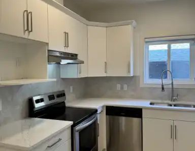 Newly renovated 3 bedroom Duplex | 1 - 11730 91 Street Northwest, Edmonton - Photo 1