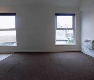 Flat B, Sheffield Road, Hoyland Common, S74 - Photo 3