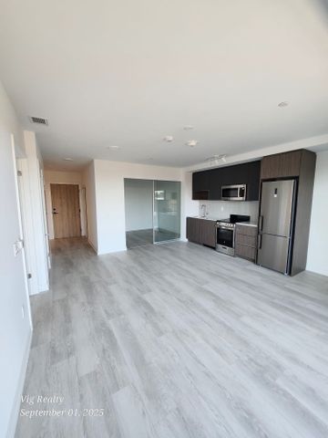 For Lease - 801 The Queensway Avenue Unit# 205, Toronto, Ontario - Photo 5