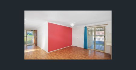 Spacious 3-Bedroom Family Home in Prime Waterford Location - Photo 3