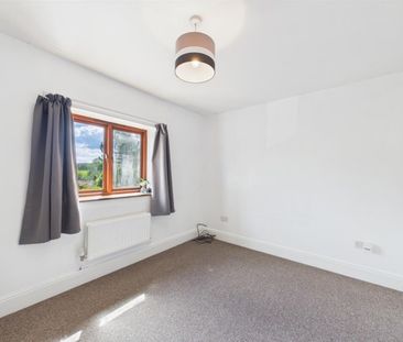 5 BED Detached house To rent - Photo 5