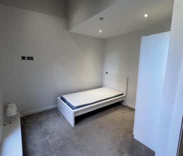 4 bedroom townhouse to rent - Photo 5