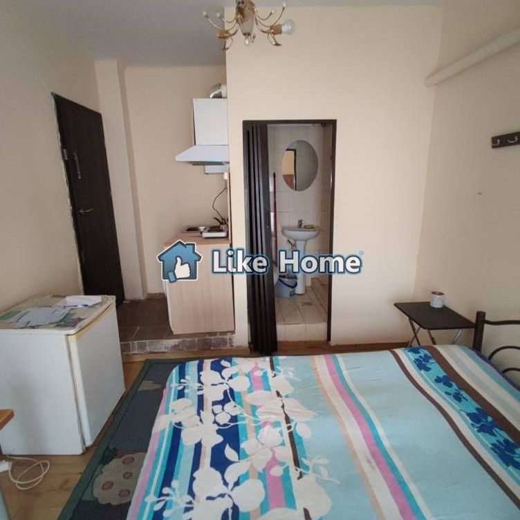 Studio/Γκαρσονιέρα για ενοικίαση Κέντρο (Χαριλάου) - Photo 1