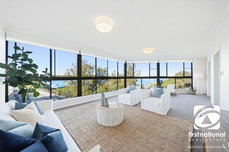 4 BEDROOM BAYSIDE HOME WITH SENSATIONAL WATERVIEWS - Photo 3