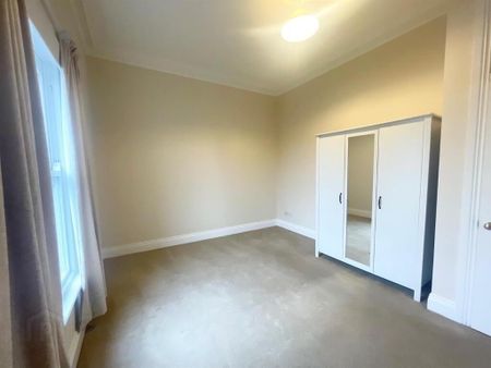 Apt 3 Moyrath House, 1a Hawthornden Gardens, Belfast, BT4 2HF - Photo 3