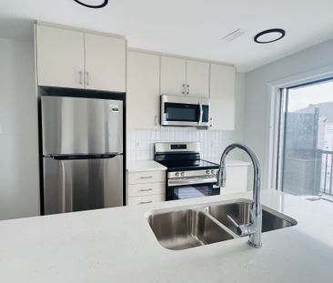 For Lease - 401 Glenroy Gilbert Drive Unit# 26, Barrhaven, Ontario - Photo 3