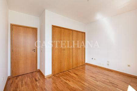 Apartamento T2 na Quinta Miramar com vista rio - Photo 3