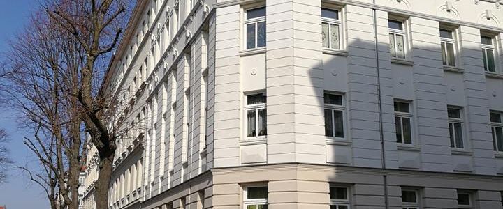 2-Zimmer-Dachgeschosswohnung Nähe Stünzer Park – ab 01.01.2026 - Foto 1