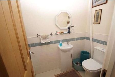 Leaholme Gardens, Slough, Berkshire, SL1 - Photo 3