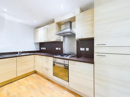 1 bedroom apartment to rent - Photo 2