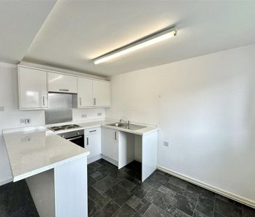 2 bedroom apartment to rent - Photo 6