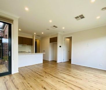 3 Bedroom Home in Near New Condition - Photo 3