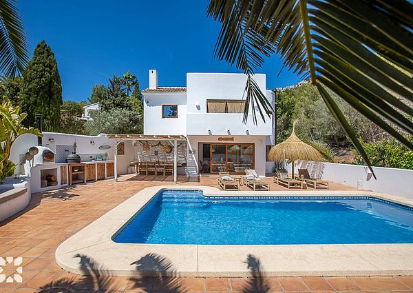 Rent villa YOZ