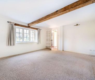 1 bedroom ground floor maisonette to rent - Photo 1