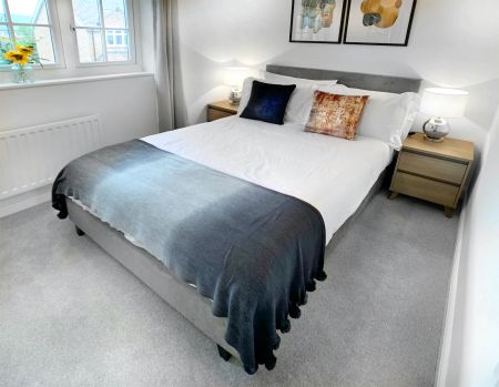 2 Bed, House - Photo 4