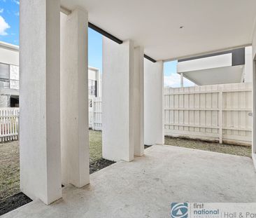 19 Amaryn Court, Springvale - Photo 2