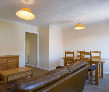 Grange Avenue, Reading, Berkshire, RG6 - Photo 6