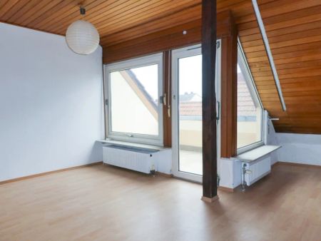 Dachgeschoßwohnung für max. 2 PERSON, mit kleiner Dachterrasse und Balkon in ruhiger Wohnlage! - Foto 4