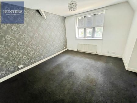 2 bedroom Flat To Let - Photo 3