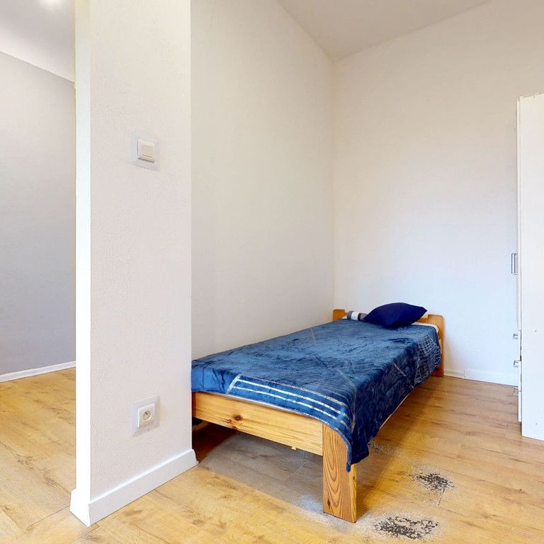 Warszawa, Mokotów, Powsińska - Zdjęcie 1