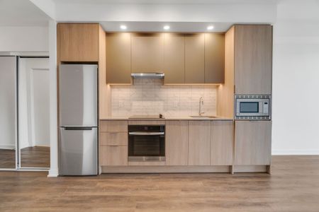 For Lease - 3071 Trafalgar Road Unit# 1307, Oakville, Ontario - Photo 5