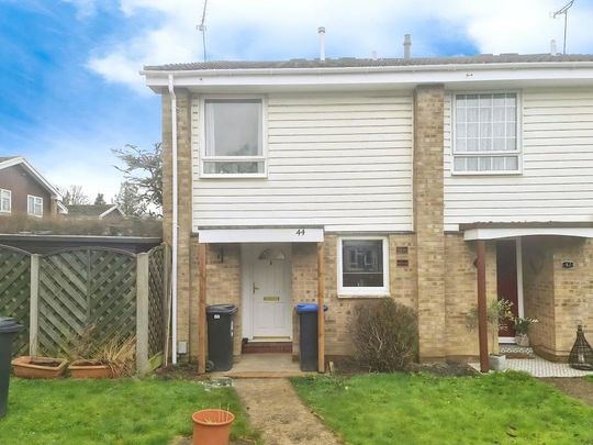 3 bedroom end of terrace house to rent - Photo 1